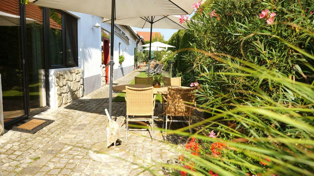 Gaestehaus Doris Purbach am Neusiedlersee Bagian luar foto